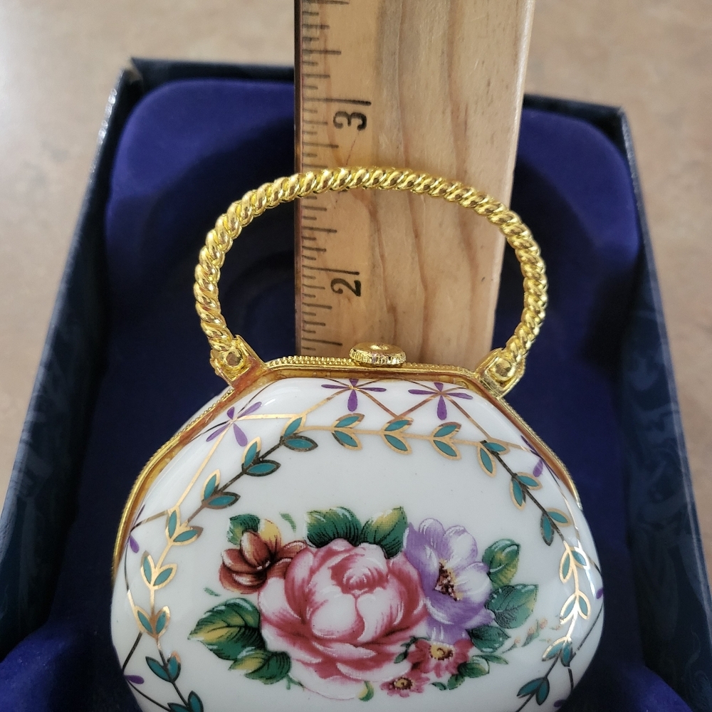 My Treasure Hand Painted Floral Porcelain Purse 24 K Gold Trim - Picture 7 of 7